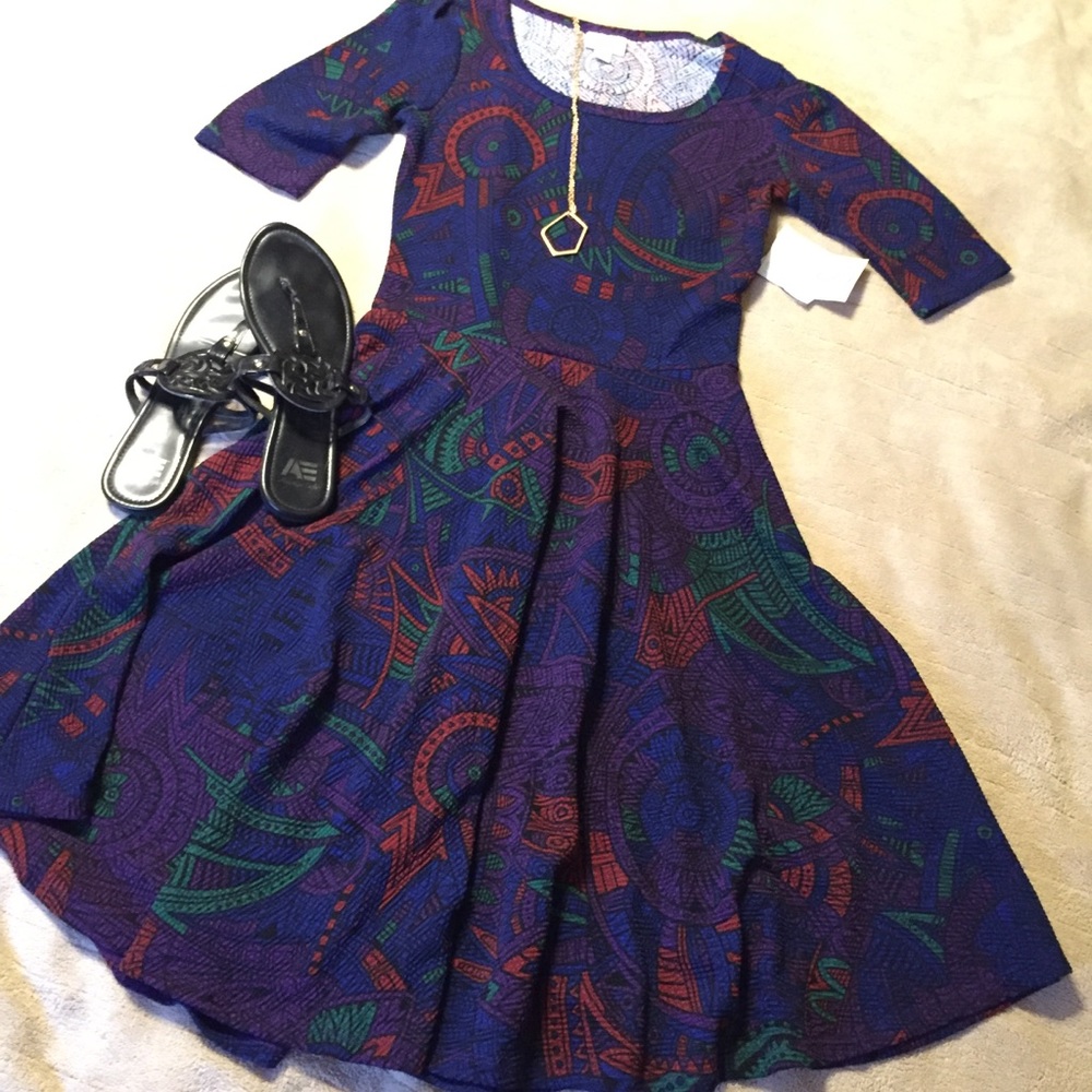 NWT LuLaRoe S Nicole